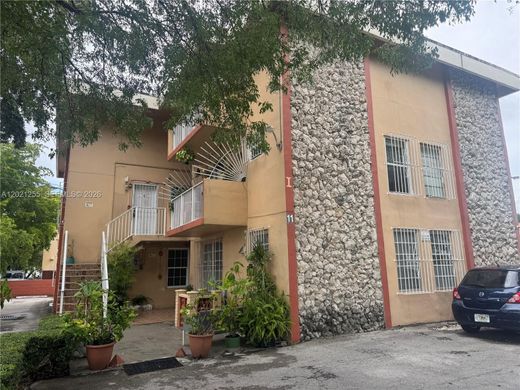 Residential complexes in Miami, Miami-Dade