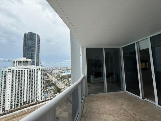Wohnkomplexe in Sunny Isles Beach, Miami-Dade County