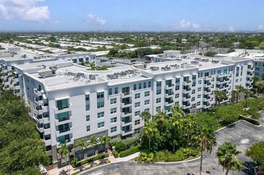 Residential complexes in Fort Lauderdale, Broward County