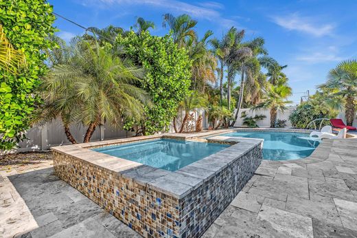 Villa - Oakland Park, Broward County