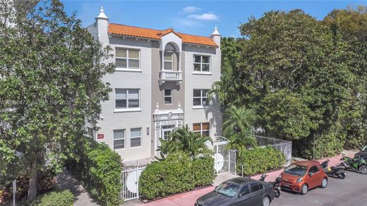 Жилой комплекс, Майами-Бич, Miami-Dade County