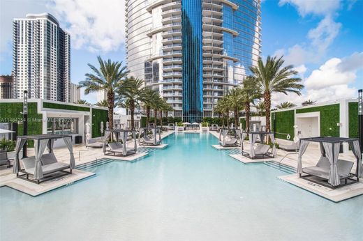 Komplex apartman Miami, Miami-Dade County