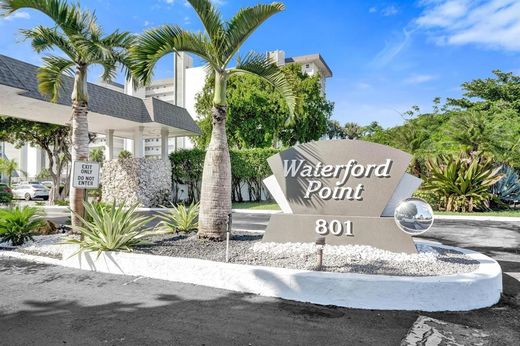 Residential complexes in Pompano Beach, Broward County