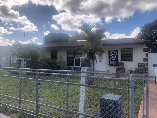 Villa a Miami Gardens, Miami-Dade County