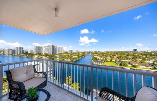 Komplex apartman Hallandale Beach, Broward County