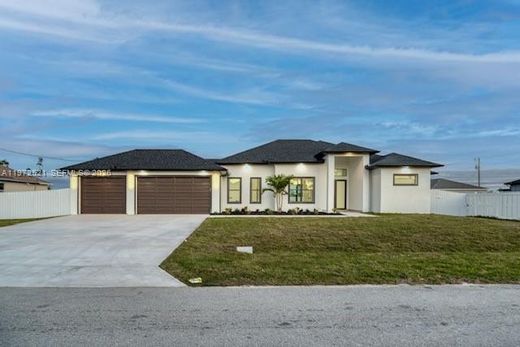 Villa in Cape Coral, Lee County