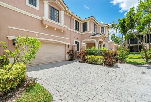 Residential complexes in Weston, Broward County