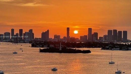 مجمع شقق ﻓﻲ Miami Beach, Miami-Dade County