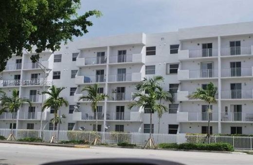 Complesso residenziale a Coconut Grove, Miami-Dade County