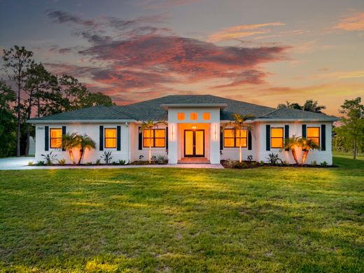 Villa Aventura, Miami-Dade County
