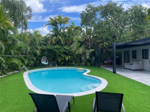 Вилла, North Miami, Miami-Dade County