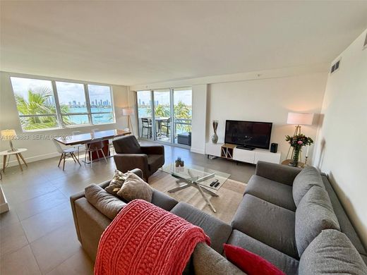 公寓楼  Miami Beach, Miami-Dade County