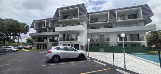 Residential complexes in Miami, Miami-Dade