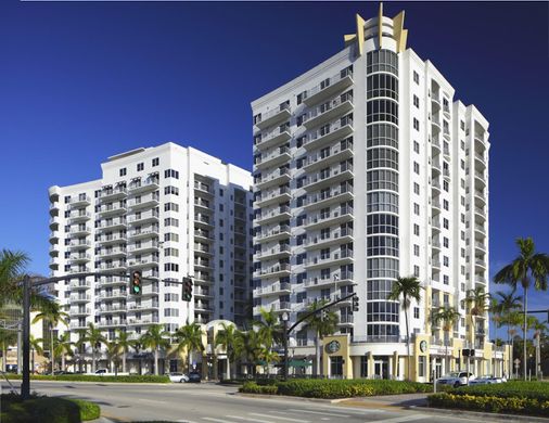 Residential complexes in Hollywood, Broward County
