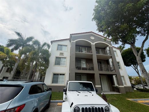 Residential complexes in Miami, Miami-Dade