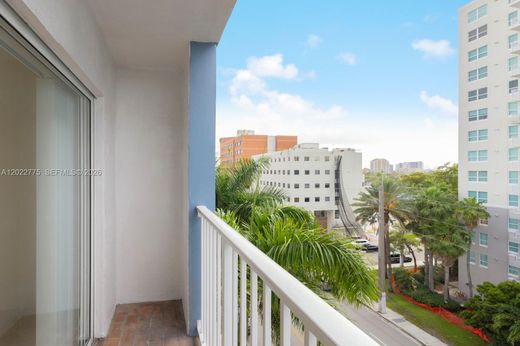 Residential complexes in Miami, Miami-Dade