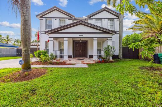 Βίλα σε Μαϊάμι, Miami-Dade County