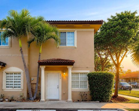 Townhouse in Miami, Miami-Dade