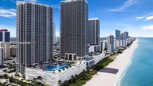 Wohnkomplexe in Hallandale Beach, Broward County