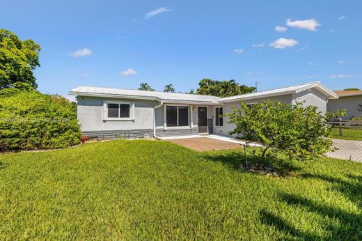 Villa in Pompano Beach, Broward County