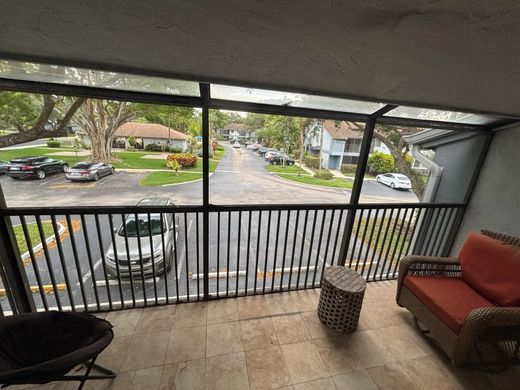 Complesso residenziale a Oakland Park, Broward County