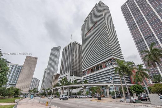 Residential complexes in Miami, Miami-Dade