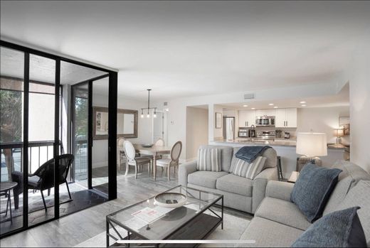 Residential complexes in Delray Beach, Palm Beach