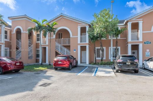Complexos residenciais - Hialeah, Miami-Dade County