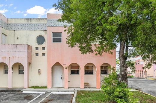 Townhouse - Opa-locka North  (historical), Miami-Dade County