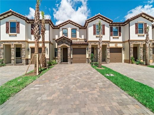 Townhouse in Boynton Beach, Palm Beach