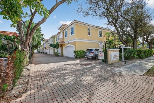 Townhouse in Wilton Manors, Broward County