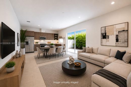 Townhouse in Miami, Miami-Dade