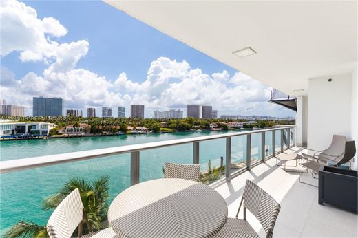 Complesso residenziale a Bay Harbor Islands, Miami-Dade County