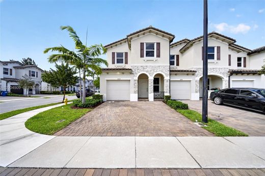 Townhouse in Lauderhill, Broward County