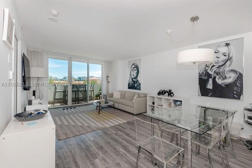 Edificio en Miami Beach, Miami-Dade County