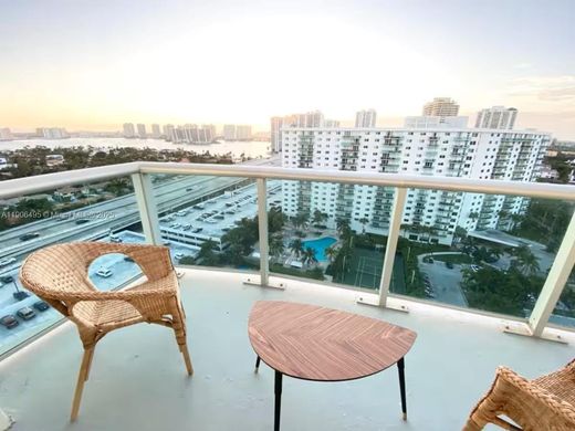 Complesso residenziale a Sunny Isles Beach, Miami-Dade County