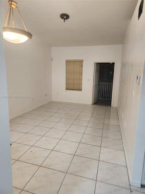 Residential complexes in Hialeah, Miami-Dade