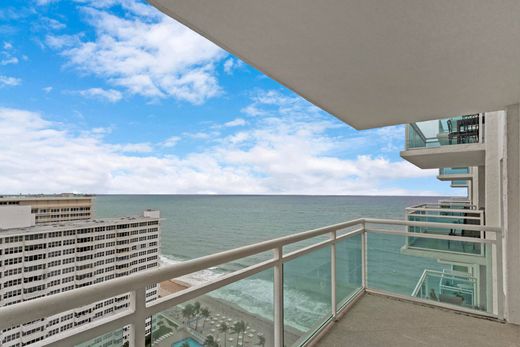 Residential complexes in Fort Lauderdale, Broward County