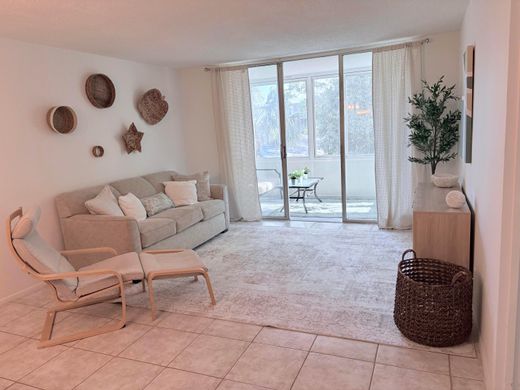 Residential complexes in Lauderdale Lakes, Broward County