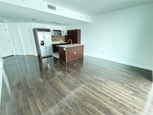 Residential complexes in Miami, Miami-Dade