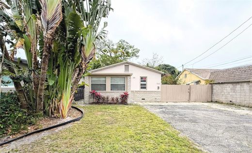 Villa a Oakland Park, Broward County