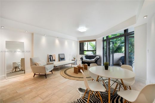 Komplex apartman Key Biscayne, Miami-Dade County