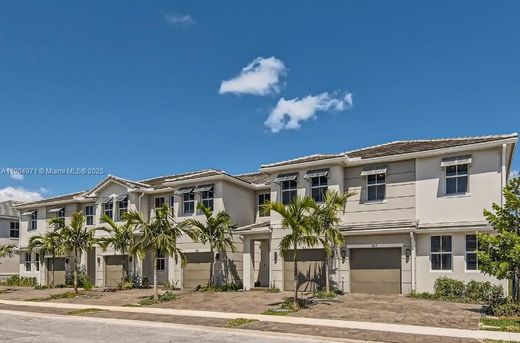 Casa di città a Pembroke Pines, Broward County