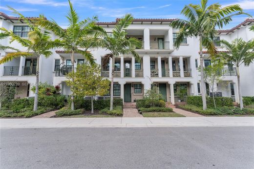Townhouse in Pembroke Pines, Broward County