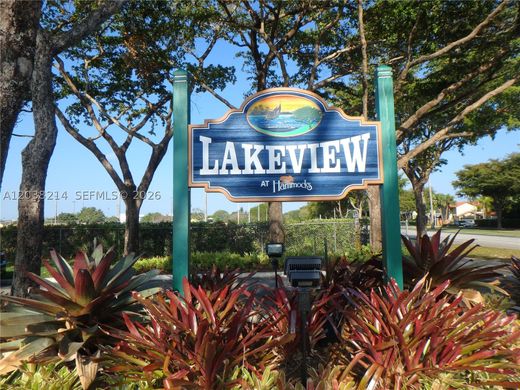 Residential complexes in Miami, Miami-Dade