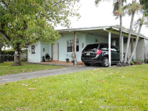 Villa in Miami, Miami-Dade