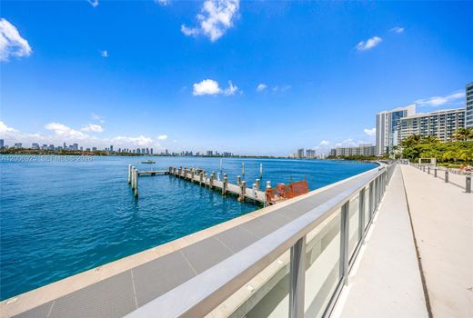 Complexes résidentiels à Miami Beach, Comté de Miami-Dade