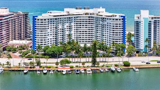 Complexes résidentiels à Miami Beach, Comté de Miami-Dade