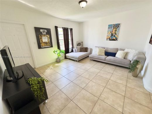 ‏וילה ב  מיאמי, Miami-Dade County