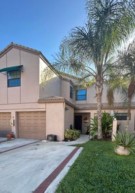 Residential complexes in Coral Springs, Broward County